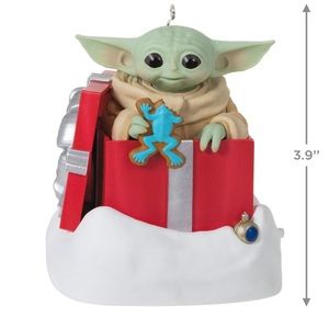 Brand New Hallmark Keepsake Star Wars: The Mandalorian Grogu Greetings ornament
